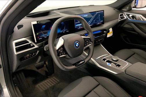 Skyscraper Grey Metallic 2026 BMW i4 Gran Coupe xDrive40