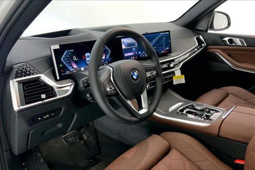 Mineral White Metallic 2026 BMW X5 xDrive40i