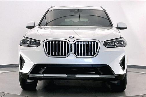 Mineral White Metallic 2024 BMW X3 xDrive30i