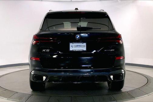 Black Sapphire Metallic 2024 BMW X5 xDrive40i