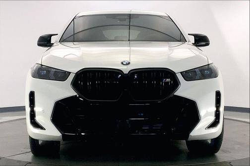 2025 BMW X6 M60i