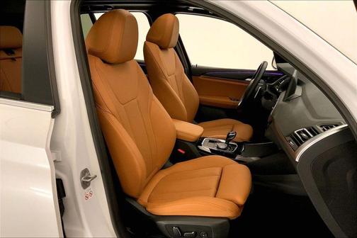Mineral White Metallic 2024 BMW X3 xDrive30i