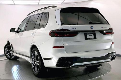 2026 BMW X7 M60i