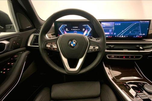 Black Sapphire Metallic 2026 BMW X5 xDrive40i