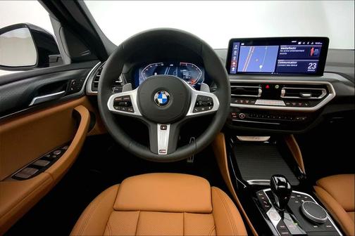 2025 BMW X4 xDrive30i