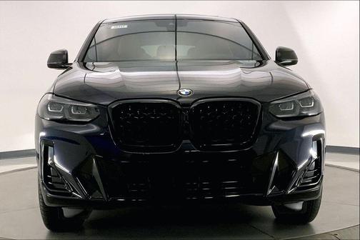 2025 BMW X4 xDrive30i