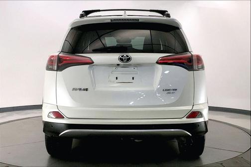 2017 Toyota RAV4 Platinum