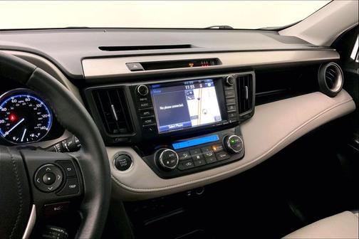 2017 Toyota RAV4 Platinum