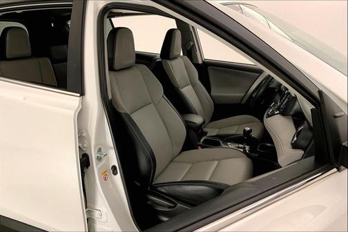 2017 Toyota RAV4 Platinum