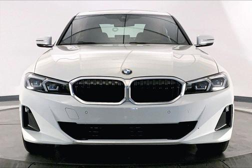 Alpine White 2023 BMW 330 xDrive