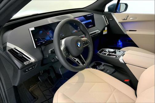 2025 BMW iX xDrive50