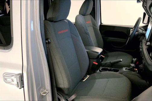 Silver Zynith Clearcoat 2024 Jeep Wrangler Rubicon