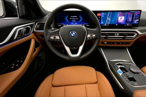 San Remo Green Metallic 2023 BMW i4 Gran Coupe eDrive35