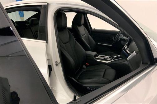 2024 BMW 330 xDrive
