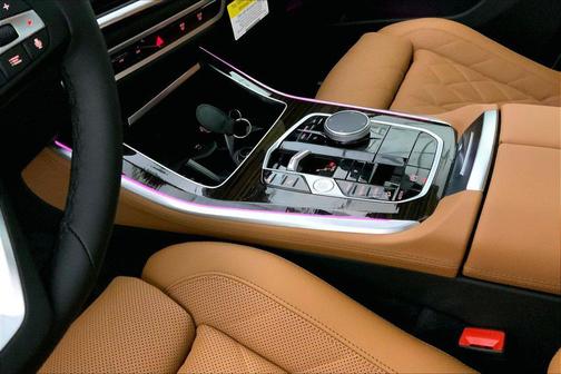 Black Sapphire Metallic 2026 BMW X5 xDrive40i