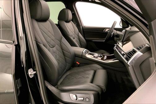 Black Sapphire Metallic 2026 BMW X5 xDrive40i