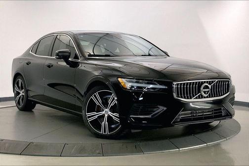 Black Stone 2021 Volvo S60 Recharge Plug-In Hybrid T8 Inscription