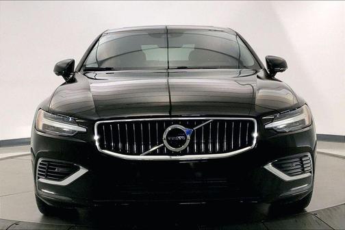 Black Stone 2021 Volvo S60 Recharge Plug-In Hybrid T8 Inscription