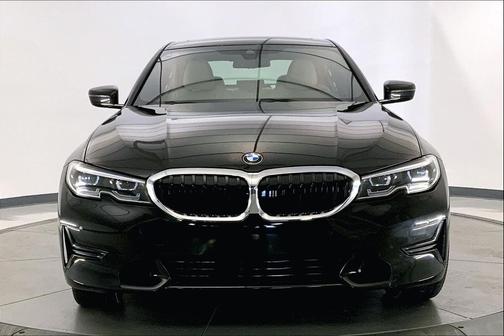 2022 BMW 330 xDrive