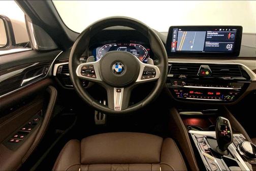 Alpine White 2023 BMW M550 i Xdrive