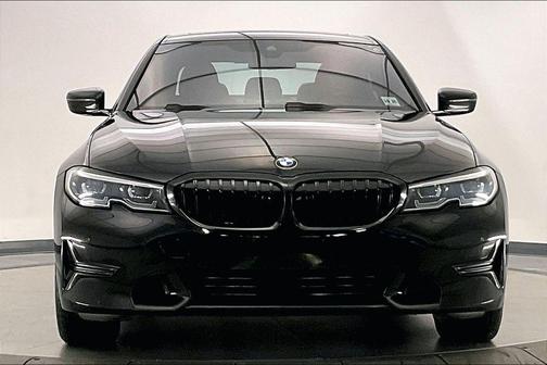 Jet Black 2022 BMW 330 xDrive