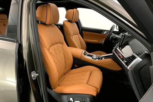 Manhattan Green Metallic 2026 BMW X6 xDrive40i