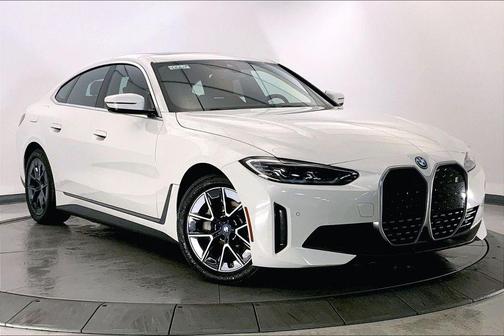Alpine White 2023 BMW i4 Gran Coupe eDrive40