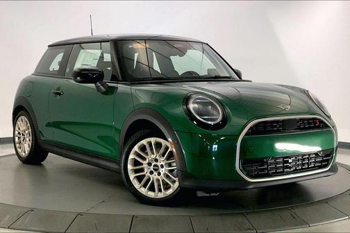 British Racing Green IV Metallic 2026 MINI Hardtop Cooper S
