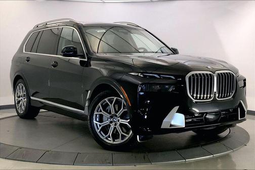 Black Sapphire Metallic 2026 BMW X7 xDrive40i