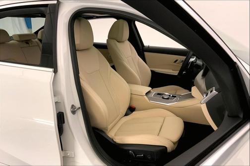 2025 BMW 330 i xDrive
