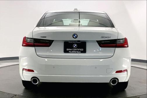 2025 BMW 330 i xDrive