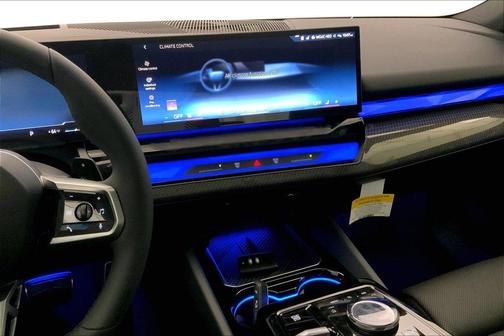 Tanzanite Blue II Metallic 2027 BMW 540 xDrive