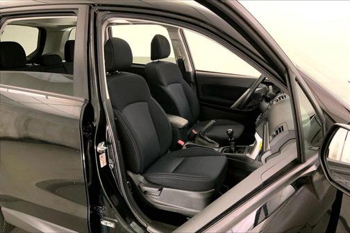Crystal Black Silica 2015 Subaru Forester 2.5i Premium