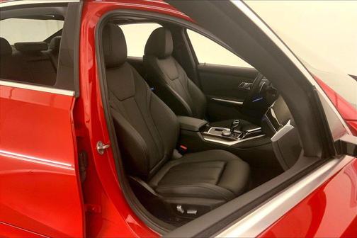 Melbourne Red Metallic 2022 BMW 330 xDrive
