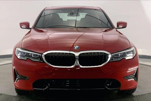 Melbourne Red Metallic 2022 BMW 330 xDrive
