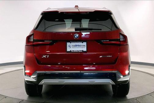 Vegas Red Metallic 2026 BMW X1 xDrive28i