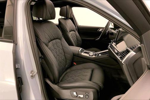 Brooklyn Grey Metallic 2026 BMW X6 xDrive40i