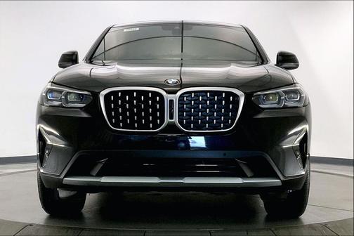2024 BMW X4 xDrive30i