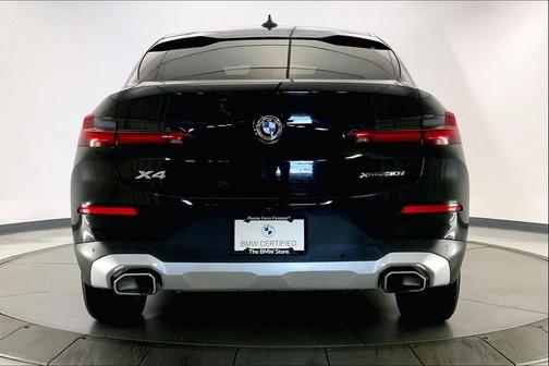 2024 BMW X4 xDrive30i