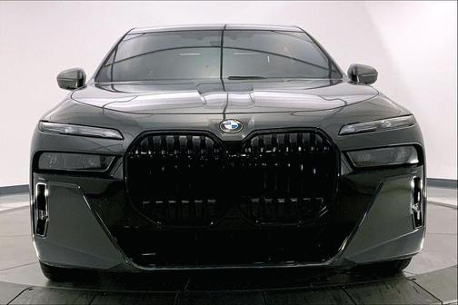 2023 BMW 760 i xDrive