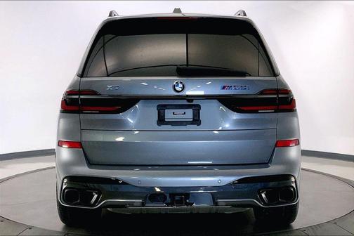 Skyscraper Grey Metallic 2024 BMW X7 M60i