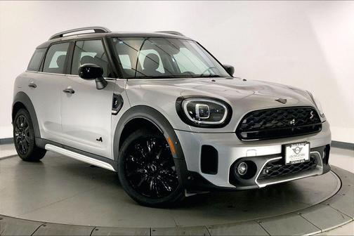Melting Silver III Metallic 2024 MINI Countryman Cooper S ALL4