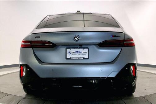 Frozen Pure Grey Metallic 2024 BMW i5 M60