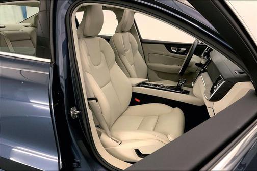 2021 Volvo S60 T5