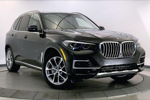 Dark Graphite Metallic 2023 BMW X5 xDrive40i