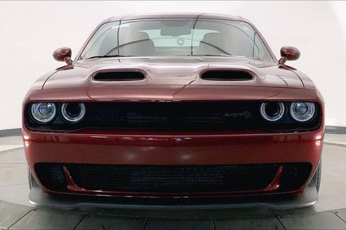 Octane Red Pearlcoat 2023 Dodge Challenger SRT Hellcat