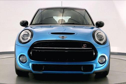 Electric Blue Metallic 2019 MINI Hardtop Cooper S