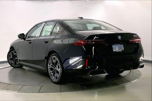 2026 BMW 550e xDrive