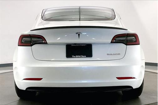 2023 Tesla Model 3 Performance