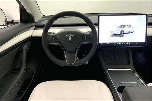 2023 Tesla Model 3 Performance